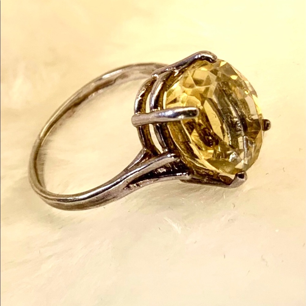 Citrine ring